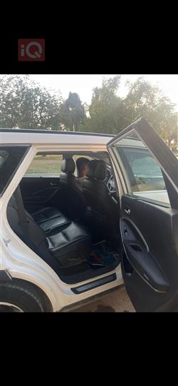 Hyundai Grand Santa Fe